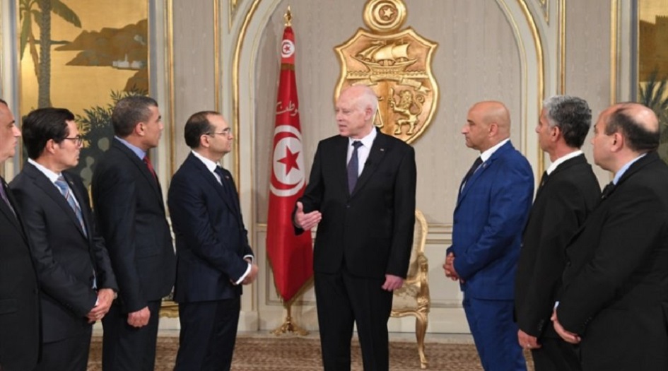 الرئيس التونسي يرفض حضور مراقبين أجانب في الانتخابات