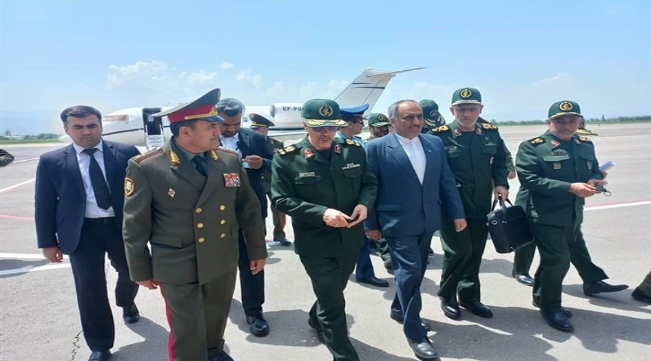 اللواء باقري يصل إلى طاجيكستان