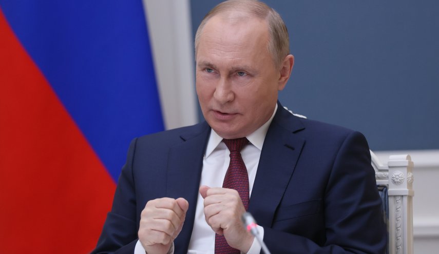 بوتين: الاقتصاد الروسي يصمد أمام العقوبات ويتحملها باقتدار