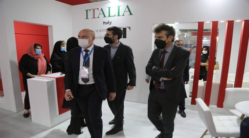 ايطاليا تخطط للاستثمار في قطاع صناعة التجهيزات الطبية في ايران