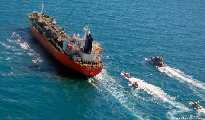مصادر ايرانية مطلعة: احتمال احتجاز 17سفينة يونانية أخري
