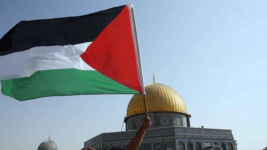 رژیم صهیونیستی برافراشتن پرچم فلسطین را ممنوع می‌کند