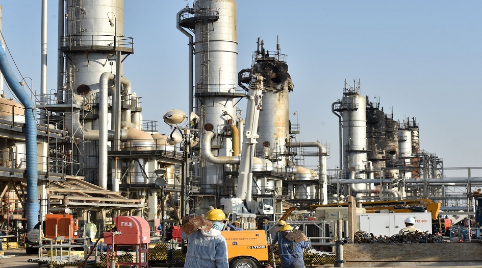 فايننشال تايمز : السعودية ستزيد إنتاج النفط إذا خفضت روسيا