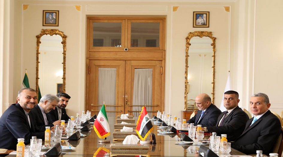 وزير الخارجية الايراني يؤكد على ضروة التعاون الثنائي بين إيران والعراق في مكافحة الارهاب