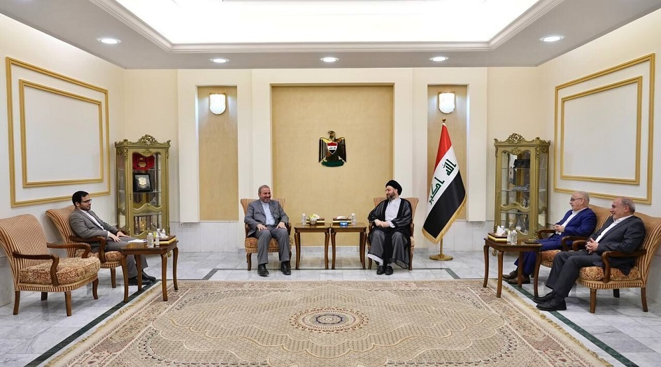السفير الايراني في العراق يبحث مع السيد عمار الحكيم سبل تطوير العلاقات بين البلدين