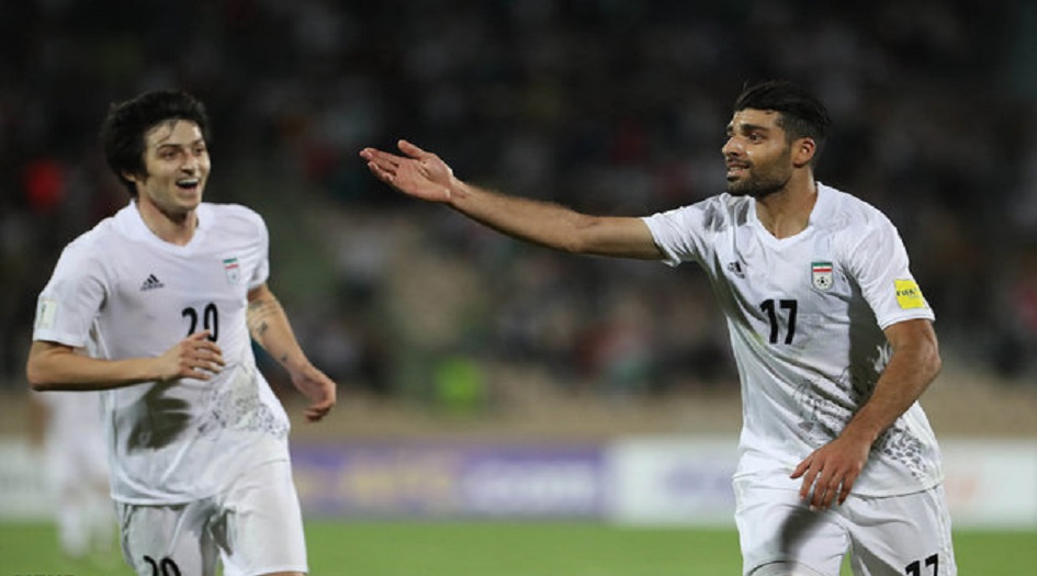 اللاعبين الايرانيين طارمي وآزمون ضمن أفضل لاعبي كرة القدم في آسيا