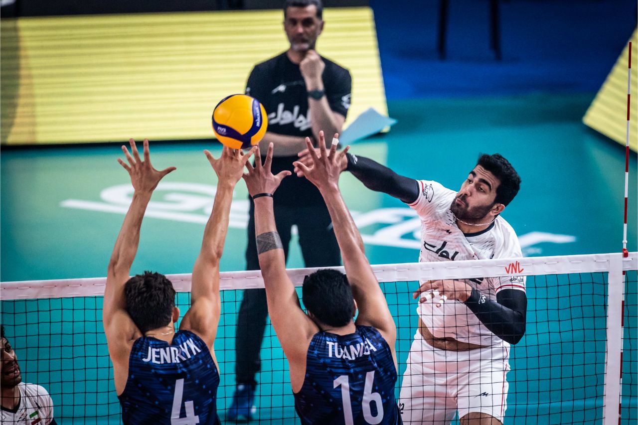 ایران ۳-۰ آمریکا ؛ نمایش شگفت انگیز سرو قامتان تیم ملی والیبال 