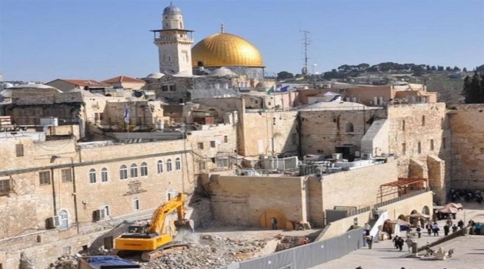 مفتي القدس يحذر من خطورة الحفريات التي تستهدف المسجد الاقصى