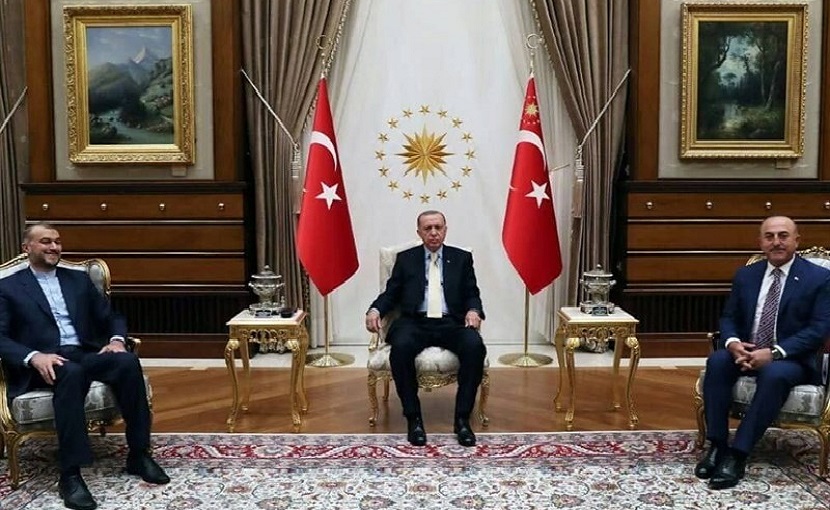 الرئيس التركي يستقبل وزير الخارجية الايراني في انقرة 