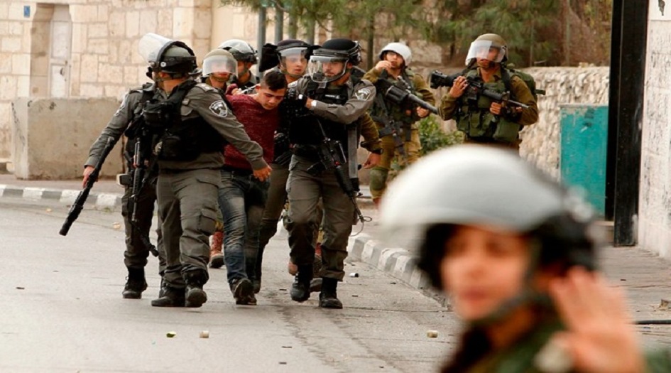الاحتلال يشن حملة اعتقالات واسعة في الضفة الغربية 