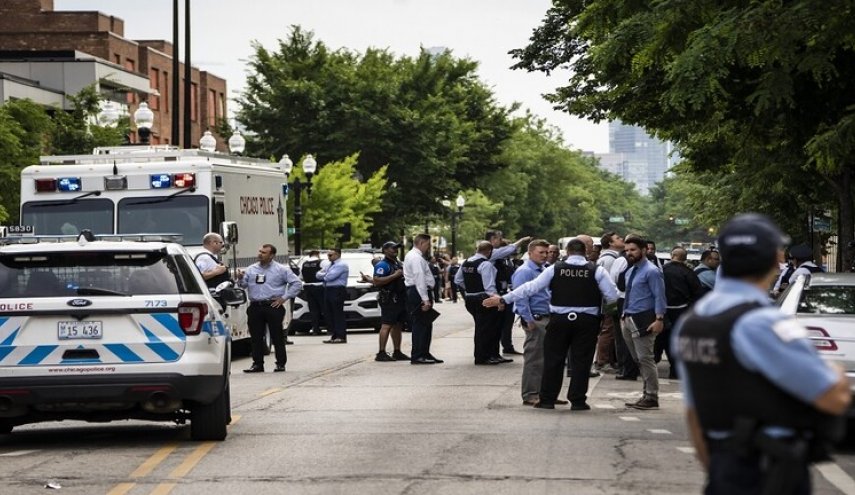 مقتل 6 أشخاص في إطلاق نار بضواحي شيكاغو