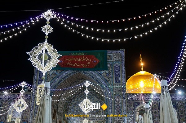 حال و هوای حرم رضوی در شب عید غدیر + عکس