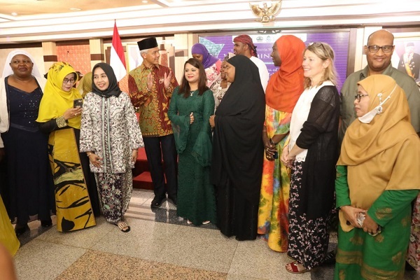  المؤتمر العالمي للمرأة المسلمة في إندونيسيا
