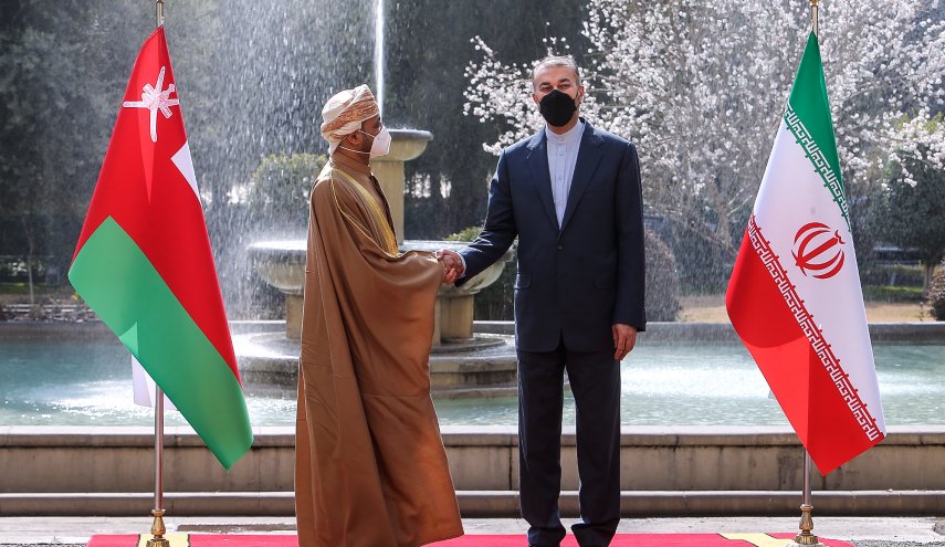 عبداللهيان: أحمل رسالة من رئيس الجمهورية الى سلطان عمان