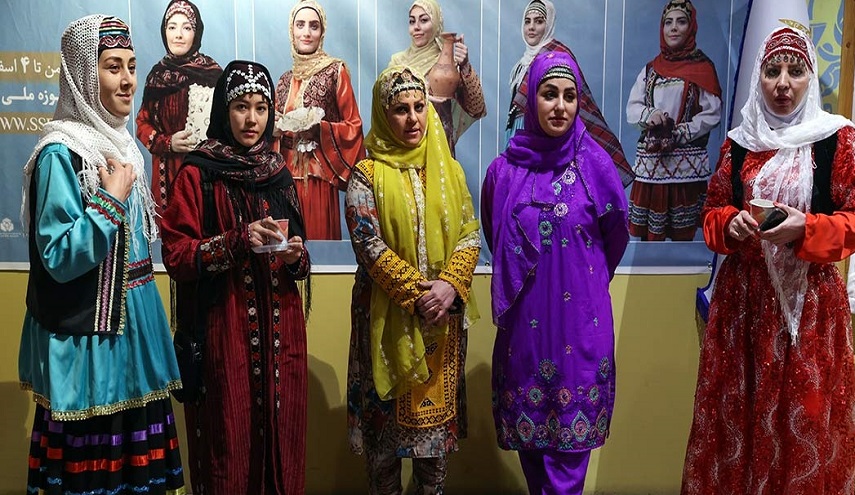 اقامة مهرجان فجر الدولي السابع للحرف اليدوية والفنون التقليدية في طهران