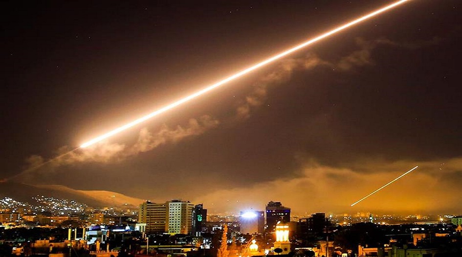 الدفاعات الجوية السورية تتصدى لعدوان اسرائيلي جوي في سماء حمص