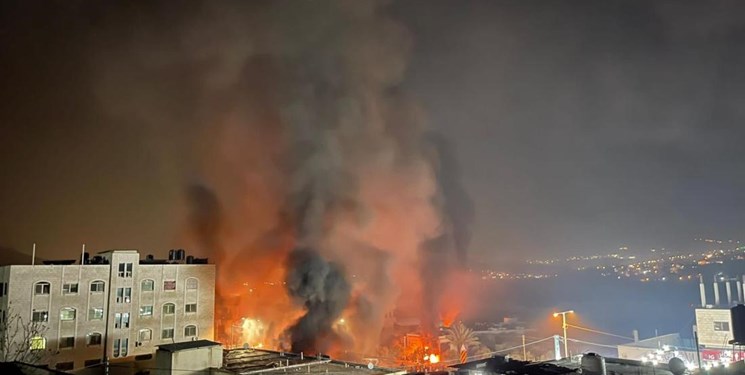 جندي صهيوني: سمحنا للمستوطنين بإحراق بلدة حوارة في مدينة نابلس.. !!