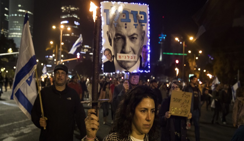  قادة الاحتجاجات في الكيان الصهيوني: "نتنياهو" وحكومة الخراب يجرّون "إسرائيل" نحو "الهاوية"