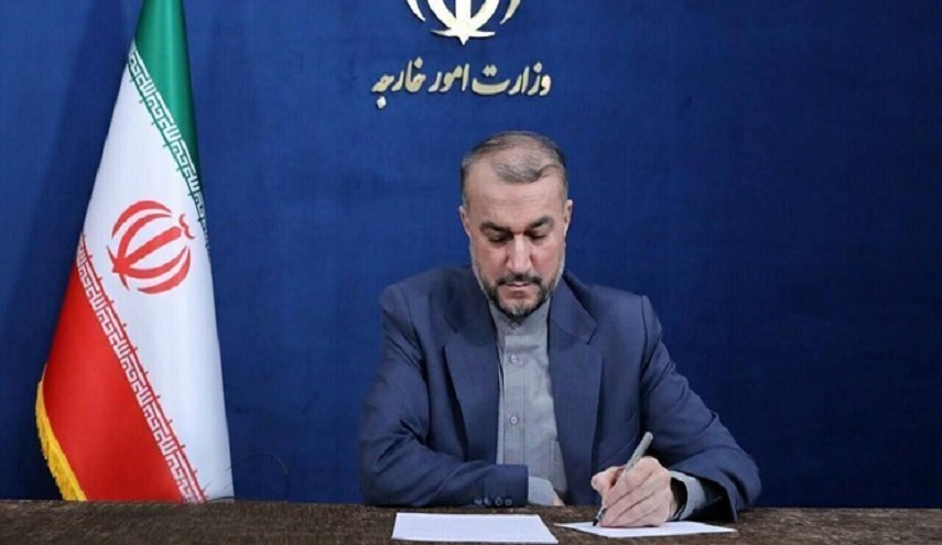 وزير الخارجية الايراني يطالب غوتيريش باتخاذ الاجراءات الازمة لمنع تكرار الاساءة للقرآن الكريم 