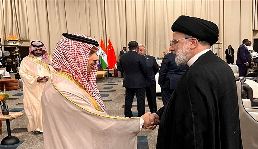  وزير الخارجية السعودي يلتقي رئيس الجمهورية على هامش قمة "بريكس" 
