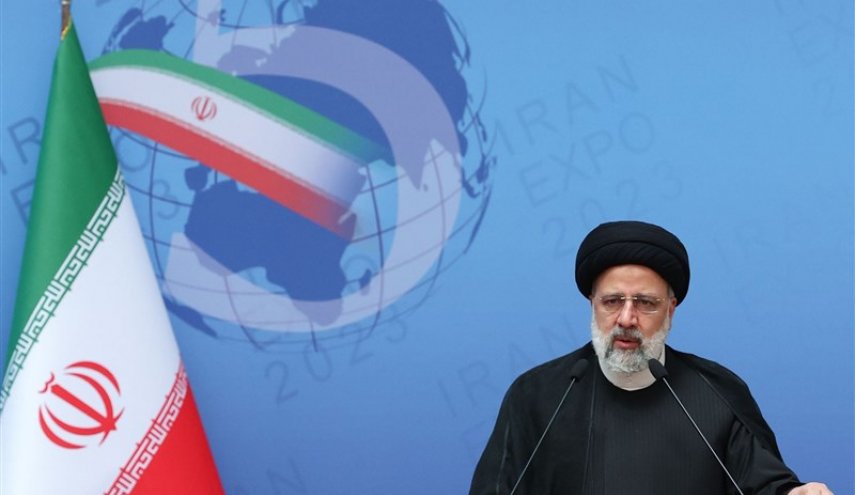 رئيسي: الشعب الإيراني تمكن من تحويل الحظر والتهديدات إلى فرص 
