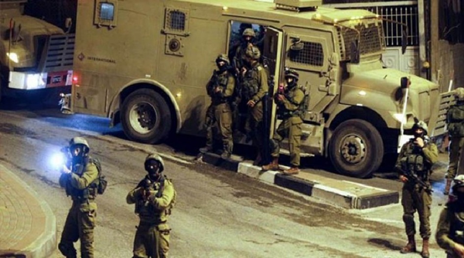 الاحتلال يشن حملة اعتقالات واسعة في مناطق مختلفة من القدس المحتلة والضفة الغربية 