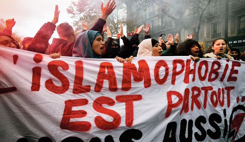اسلام‌ستیزی به سبک دولت فرانسه و واکنش های منفی به آن