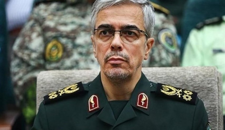 اللواء باقري : يدنا على الزناد حتى لا يجرؤ العدو على تهديد إيران مرة أخرى