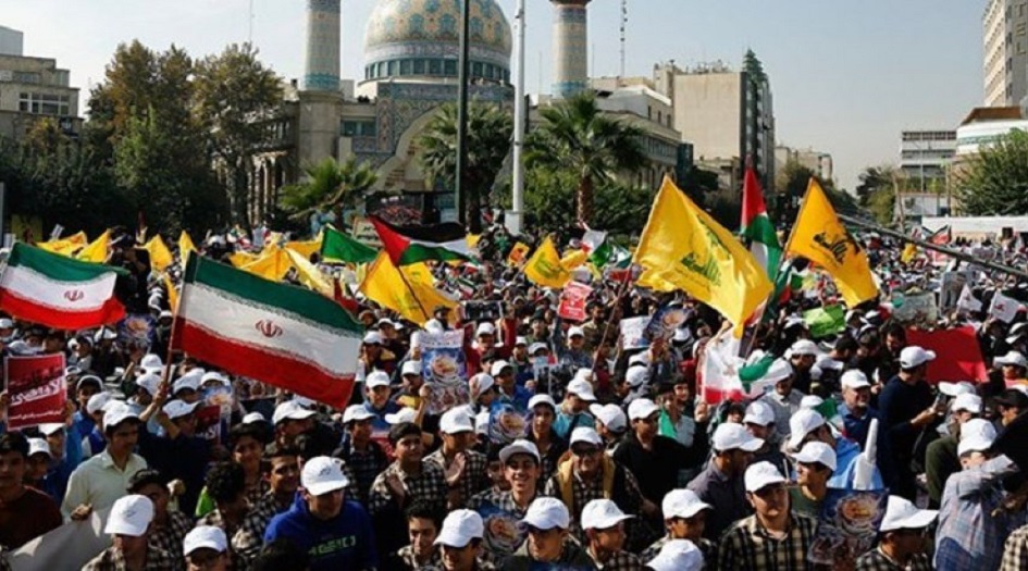 دعما لاهالي غزة ... تجمع لطلاب المداس في طهران 