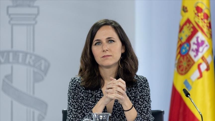 وزيرة إسبانية : قطع  "اسرائيل" الاتصالات عن غزة هدفه ارتكاب المزيد من الفظائع والإفلات من العقاب"