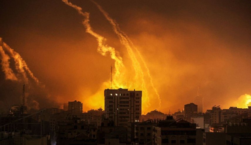 سماع دوي انفجارات عنيفة في تل أبيب