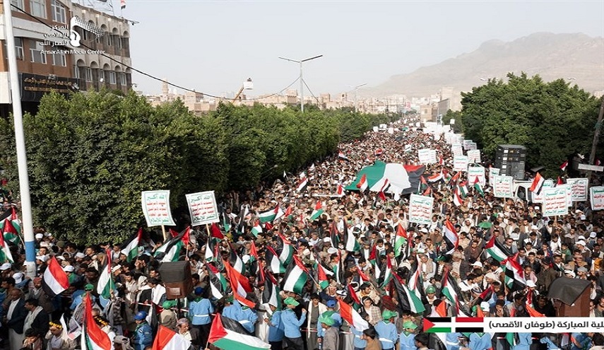  اليمن.. مسيرات في صعدة دعما لحركات المقاومة وصمود الشعب الفلسطيني 