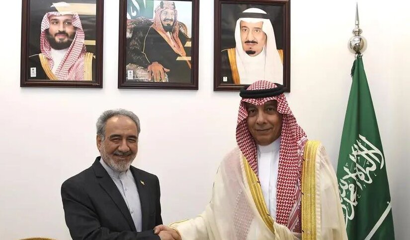 القنصل الإيراني في جدة يقدم اوراق اعتماده لوزارة الخارجية السعودية