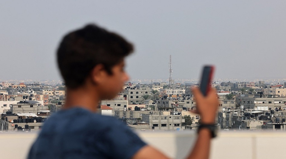 بسبب العدوان الاسرائيلي المتواصل... انقطاع كامل لخدمات الاتصالات والانترنت مع قطاع غزة