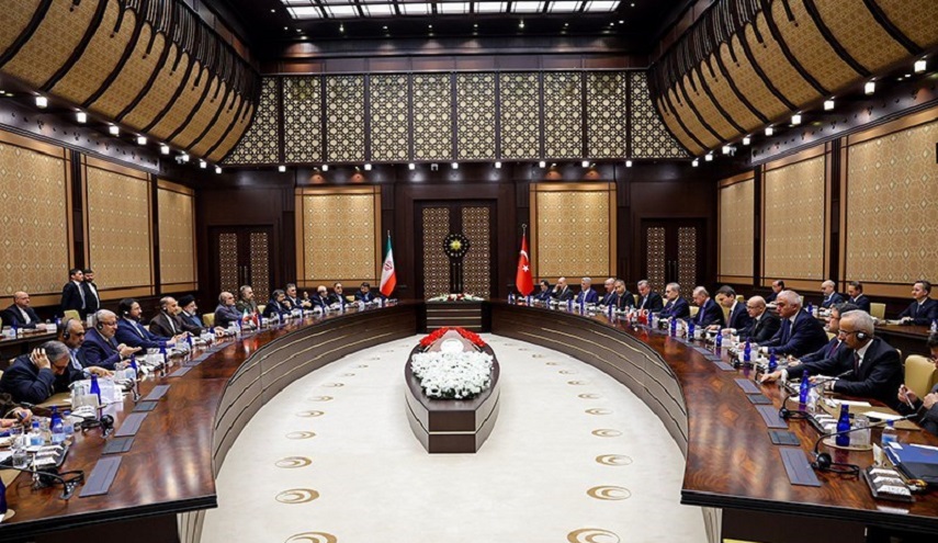  صدور بيان مشترك في ختام زيارة رئيس الجمهورية الاسلامية الايرانية الى تركيا 