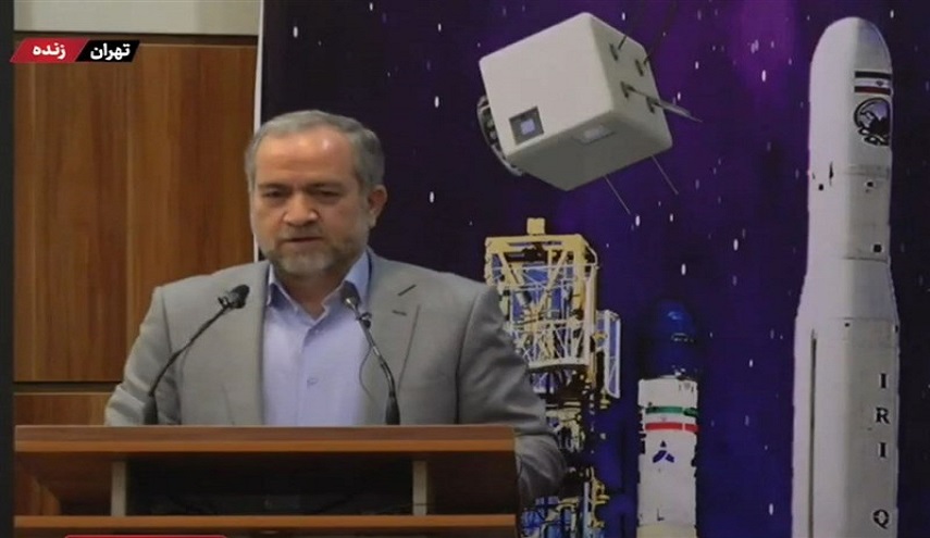  الدفاع الإيرانية:  الحامل "سروش" سيحمل شحنة تزن 15 طناً إلى الفضاء