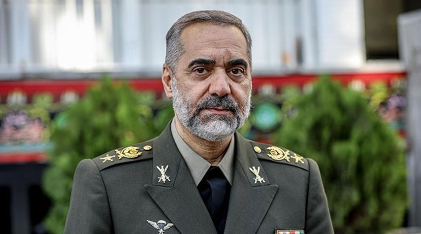  وزير الدفاع الايراني: أهداف جبهة المقاومة ستتحقق واحدة تلو الأخرى 