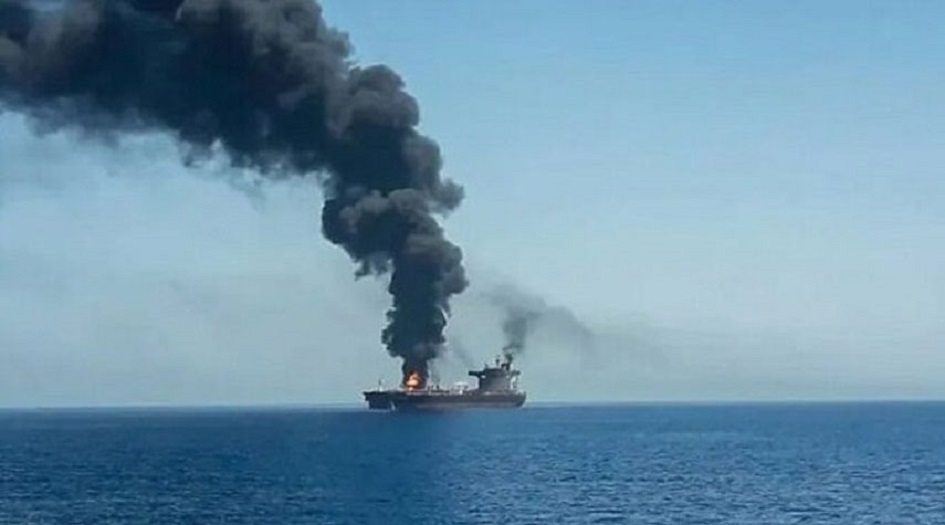 انباء عن استهداف سفينة حاويات غرب اليمن