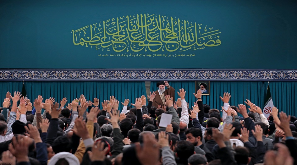 الامام الخامنئي: كان مبدأ الحاج قاسم سليماني  الدفاع عن الأماكن المقدسة