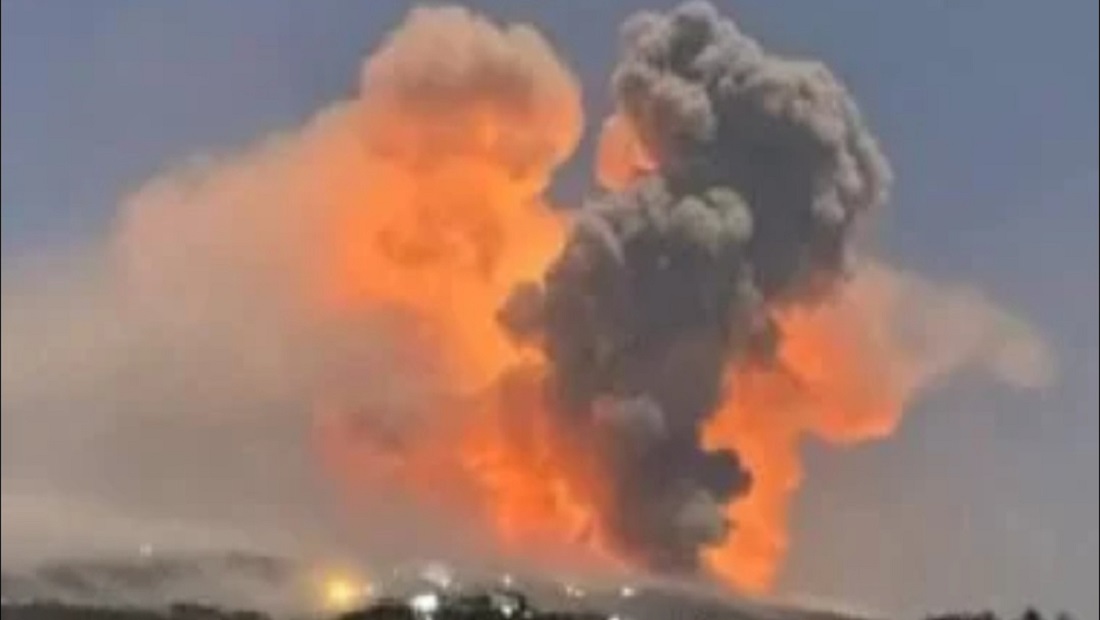 انفجار ناجم عن انطلاق صاروخ من القاعدة البحرية الروسية في ميناء طرطوس السوري 