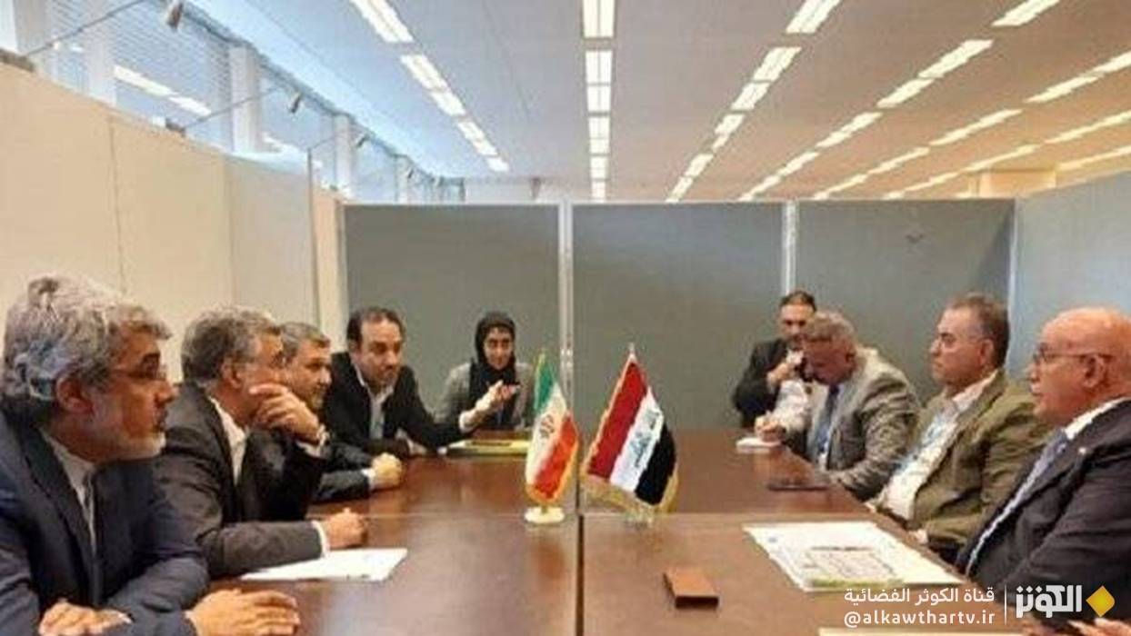 وزيرا الصحة الإيراني والعراقي يؤكدان على تشكيل لجنة مشتركة للصحة والعلاج خلال زيارة الأربعين