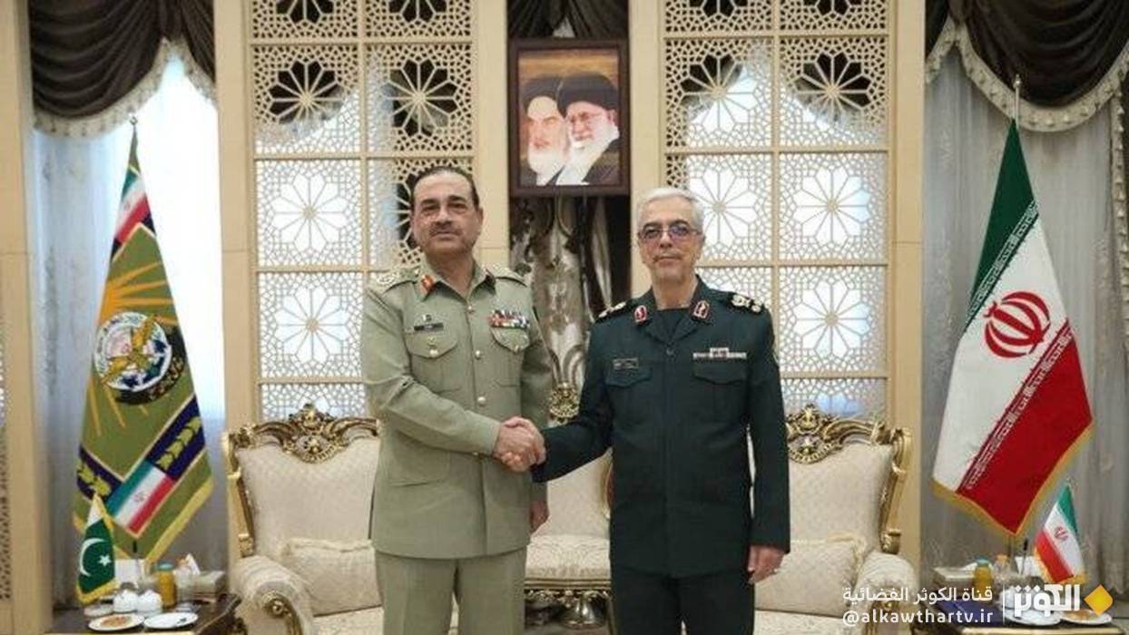 اللواء باقري: إيران وباكستان لديهما عزم راسخ للقضاء على الإرهاب