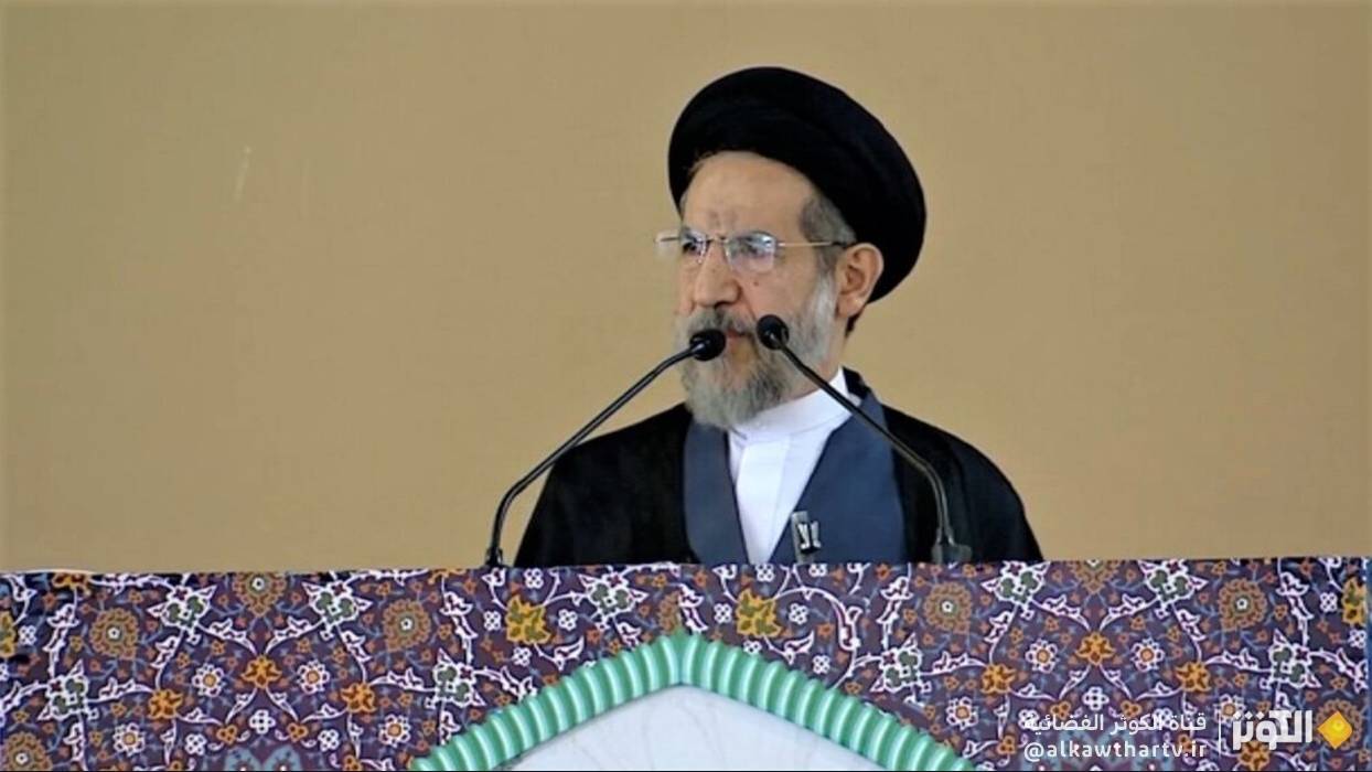 خطيب صلاة عيد الأضحى في طهران: الإمام الخميني (رض) أحدث تحولًا عظيمًا وواسعًا في إيران
