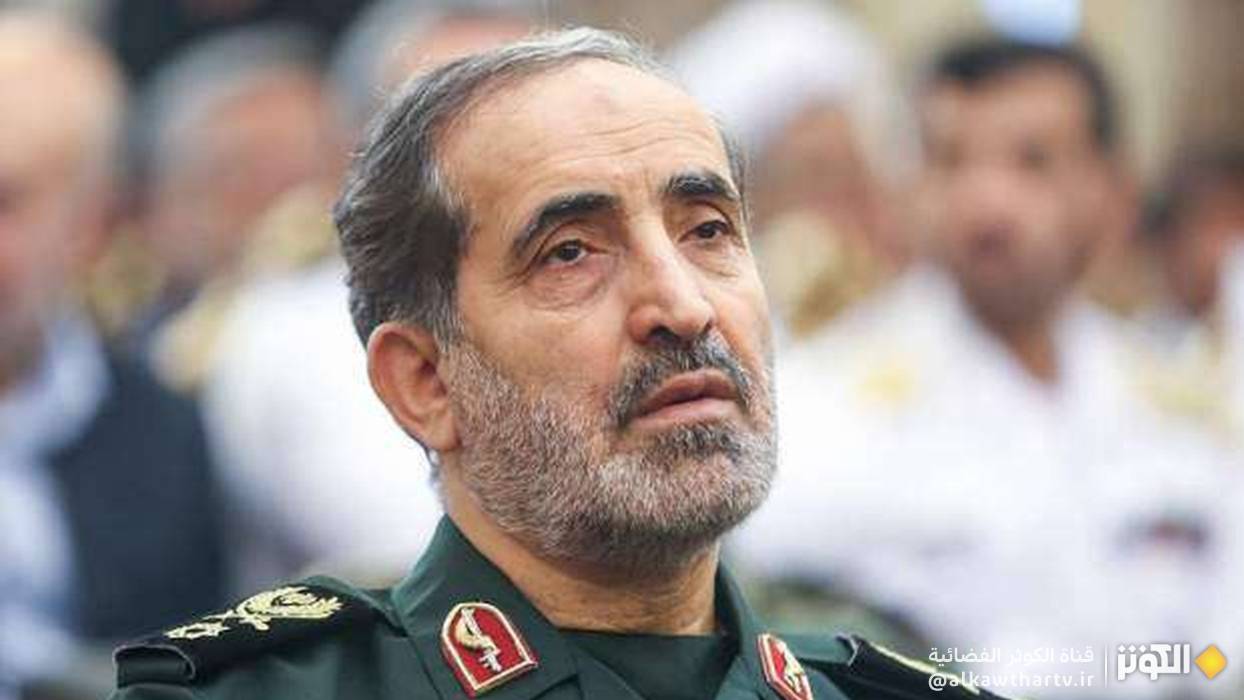  قائد الثورة الاسلامية يعين العميد علي شادماني قائداً لمقر خاتم الأنبياء (ص) المركزي
