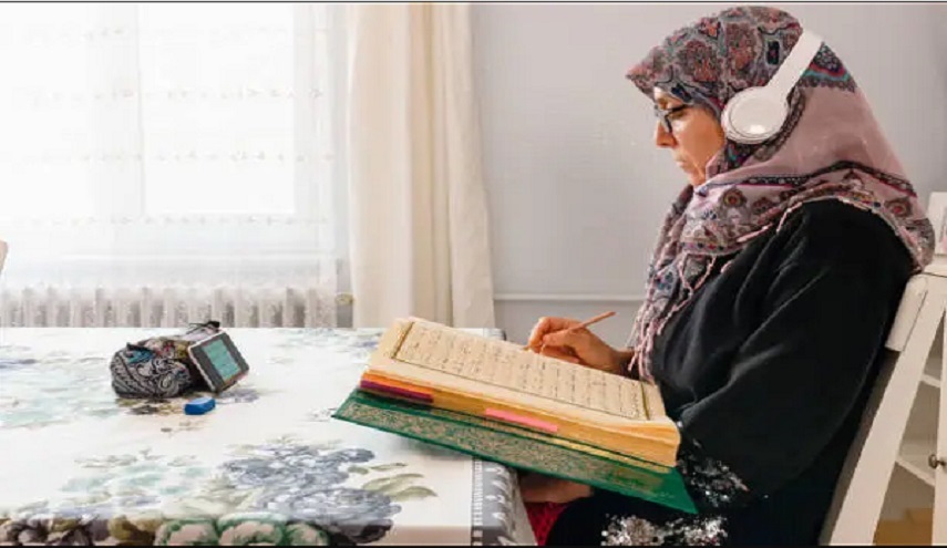 تكريم 111 فتاة أتممن حفظ القرآن في تركيا