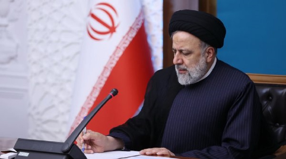 في رسالة لنظرائه في 50 دولة ...  الرئيس الايراني  يدعو للضغط على الصهاينة لوقف جرائمهم